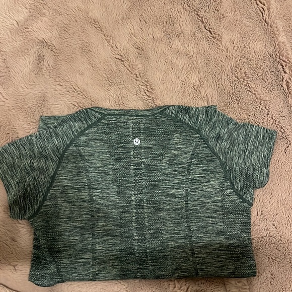 lulu lemon size 8 NWOT - Picture 2 of 2